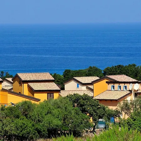 Appartamento Les Terrasses De Lozari.6 *